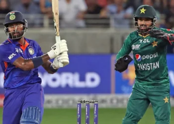 T20 World Cup 2026 | IND vs PAK महा-मुकाबले पर सस्पेंस: पाकिस्तान को मनाने लाहौर पहुँचे BCB अध्यक्ष, क्या टलेगा बहिष्कार का संकट?