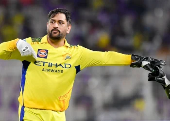 odi world cup 2027 ms dhoni makes a big statement on the future of rohit sharma and virat kohli