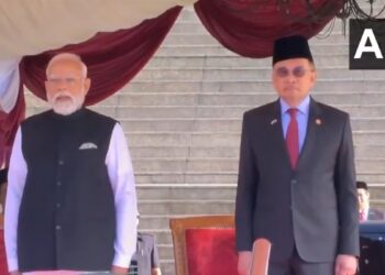 पीएम मोदी के मलेशिया दौरे का दूसरा दिन, गार्ड ऑफ ऑनर के साथ हुआ औपचारिक स्वागत