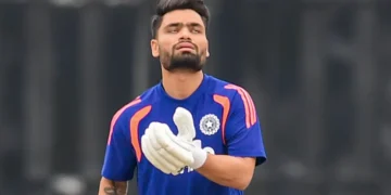 Rinku Singh Father Death | सिलेंडर की सप्लाई से शुरू हुआ था रिंकू सिंह का सपना, मुकाम तक पहुँचाकर खामोश हो गए पिता खानचंद