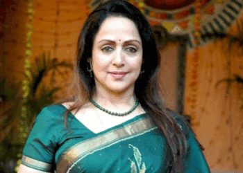 धर्मेंद्र को याद कर इमोशनल हुईं हेमा मालिनी:कहा- हर पल उनकी याद आती है, यकीन नहीं होता वो वाकई चले गए हैं