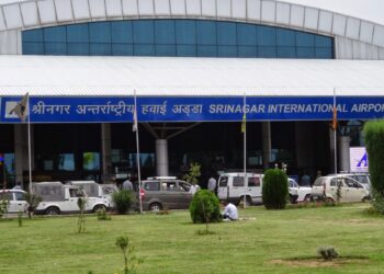 श्रीनगर एयरपोर्ट को मिला ₹1677 करोड़ का बूस्टर! बनेगा हाईटेक टर्मिनल, पर्यटन और रोजगार को मिलेगा बढ़ावा