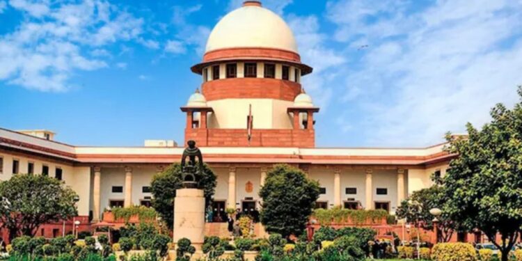 बंगाल में SIR का काम निपटाएंगे झारखंड और ओडिशा के अधिकारी, सुप्रीम कोर्ट ने दिया आदेश