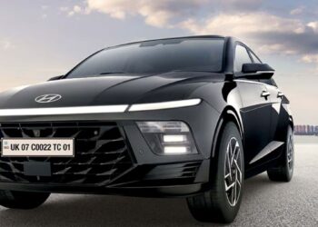 2026 Hyundai Verna कार लॉन्च, शुरुआती कीमत ₹10,98,400, मिलेंगे 75 सेफ्टी फीचर्स, देखें लुक