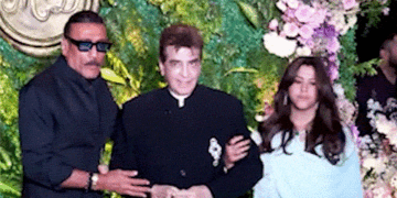 पिता के हॉस्पिटलाइजेशन के बाद सलमान की पहली पब्लिक अपीयरेंस:ट्रेड एनालिस्ट के बेटे की प्री-वेडिंग सेरेमनी में पहुंचे, ऋतिक रोशन, आमिर समेत कई सेलेब्स पहुंचे