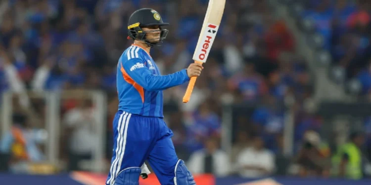 IND vs NZ Final: अभिषेक शर्मा ने रचा इतिहास, फाइनल में ये 3 रिकॉर्ड ध्वस्त कर जड़ दी सबसे तेज फिफ्टी