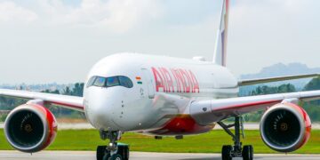 खाड़ी देशों में भीषण हमलों के बीच जेद्दा और दुबई के लिए स्पेशल फ्लाइट ऑपरेट करेगी एयर इंडिया, चेक करें डिटेल्स