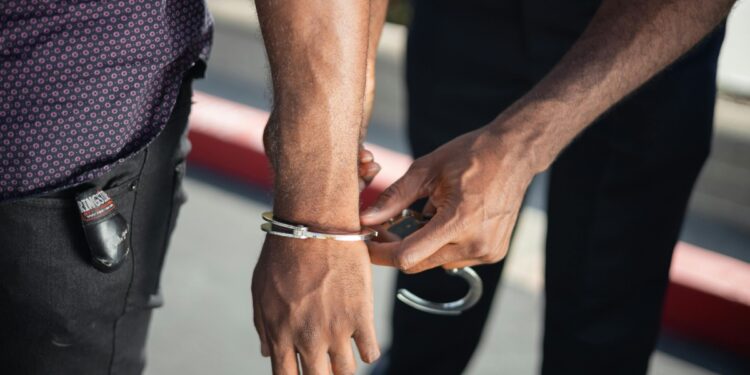 पिता ने मस्जिद की दीवार पर नाबालिग बेटे से लिखवाए जय श्री राम के नारे, गिरफ्तार