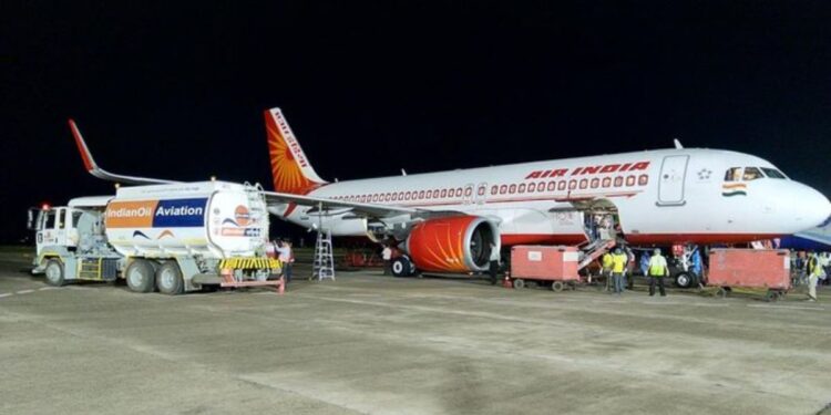 AAI ने देश के सभी इंटरनेशनल एयरपोर्ट से मांगी फ्यूल स्टॉक की जानकारी, चेक करें डिटेल्स