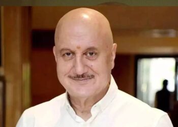 अनुपम खेर दिवंगत सतीश कौशिक की बेटी के स्कूल पहुंचे:वंशिका की प्ले की परफॉर्मेंस देखकर बोले-जिंदगी की सबसे बड़ी खुशी मिली