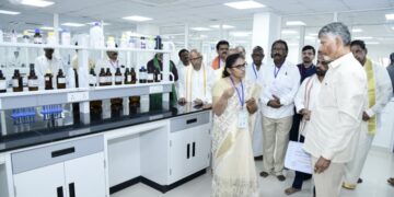 तिरुपति बालाजी मंदिर में बनी आधुनिक लैब, अब घी की जांच के बाद ही बनेगा प्रसाद