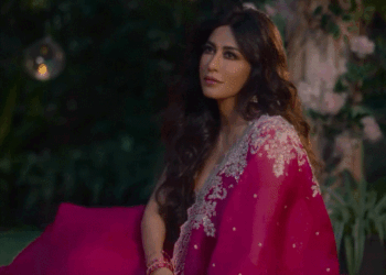 'मातृभूमि' के नए सॉन्ग 'चांद देख लेना' का टीजर रिलीज:सलमान-चित्रांगदा की छू लेने वाली केमिस्ट्री, आर्मी ऑफिसर की जिंदगी व रिश्तों की गहराई दिखी