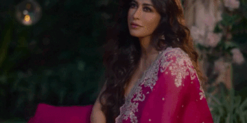 'मातृभूमि' के नए सॉन्ग 'चांद देख लेना' का टीजर रिलीज:सलमान-चित्रांगदा की छू लेने वाली केमिस्ट्री, आर्मी ऑफिसर की जिंदगी व रिश्तों की गहराई दिखी