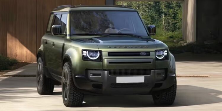 Defender खरीदने के लिए कितनी होनी चाहिए आपकी सैलरी? समझ लीजिए EMI का पूरा गणित