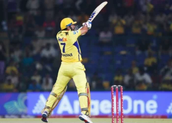 CSK को मिला Dhoni का उत्तराधिकारी? Sanju Samson की एंट्री पर AB de Villiers का बड़ा बयान