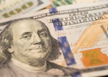 FPIs ने मार्च में शेयर बाजार से निकाले ₹1.14 लाख करोड़, अब तक की सबसे बड़ी मासिक बिकवाली का बना रिकॉर्ड