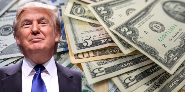 अमेरिकी डॉलर पर दिखेंगे Donald Trump के हस्ताक्षर, इतिहास में पहली बार होगा जब मौजूदा राष्ट्रपति करेंगे साइन