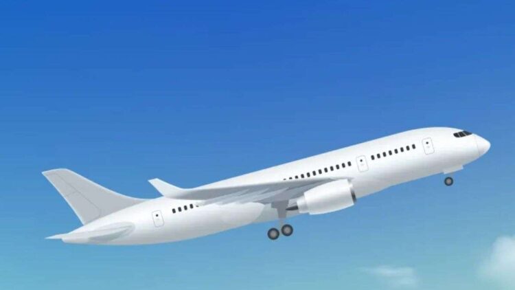 बागडोगरा से दिल्ली जा रहे विमान में धुएं से हड़कंप, लखनऊ में कराई गई इमरजेंसी लैंडिंग, कुल 148 यात्री थे सवार