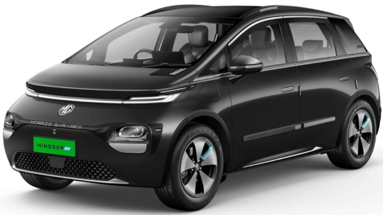 पेट्रोल-डीजल का झंझट खत्म! ₹15 लाख से कम में घर लाएं ये धांसू EV कारें, फीचर्स भी मिलेंगे दमदार