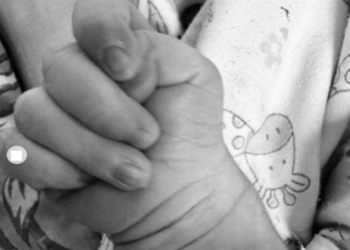 एक्टर रणदीप हुड्‌डा पिता बने:पत्नी लिन ने बेटी को जन्म दिया, बोले- दादा अर पोती नै जन्मदिन की घणिए बधाई