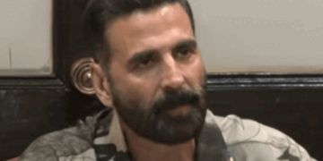 LPG सिलेंडर की कमी पर अक्षय कुमार ने दिया रिएक्शन:पत्नी ट्विंकल ने 2 इंडक्शन ऑर्डर किए, कहा- अभी तक तो कोई प्रॉब्लम नहीं है