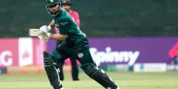 Pakistan क्रिकेट में Fitness पर बवाल, Fakhar Zaman ने तोड़ी चुप्पी, चोट के दावों पर दिया बड़ा बयान
