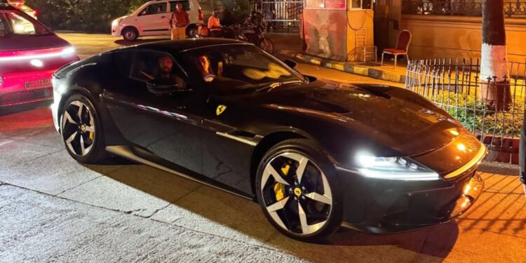 हार्दिक पांड्या ने खुद को गिफ्ट की 12 करोड़ की Ferrari, 2.9 सेकंड में पकड़ती है 100 की रफ्तार; टॉप स्पीड 340 kmph