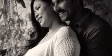 रणदीप हुड्डा और लिन लैशराम का मैटरनिटी फोटोशूट:बेबी बंप फ्लॉन्ट करती दिखीं लिन, तस्वीरों में दिखा कपल का रोमांटिक अंदाज, फैंस दे रहे बधाइयां