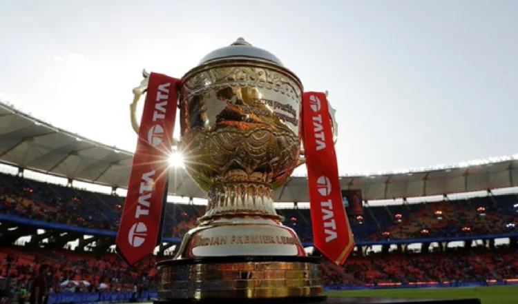 IPL 2026: आरसीबी की नजर खिताब बचाने पर, CSK- KKR और मुंबई भी प्रबल दावेदार