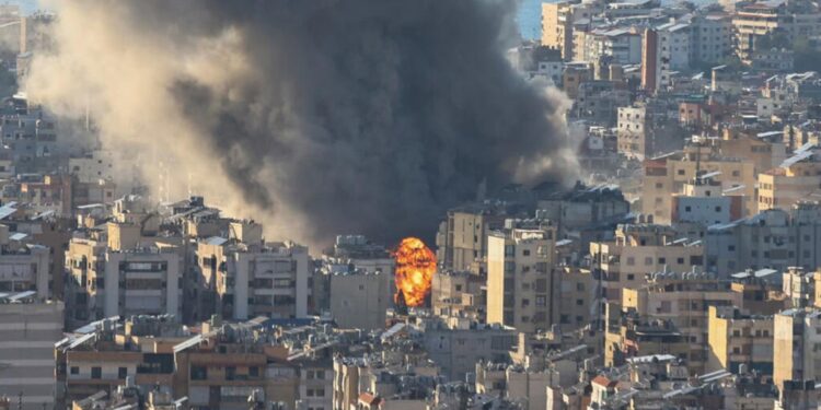 क्रिप्टो का ‘गुप्त रास्ता’: कैसे बिटकॉइन माइनिंग के जरिए ईरान प्रतिबंधों के बावजूद विदेशों में कर रहा भुगतान