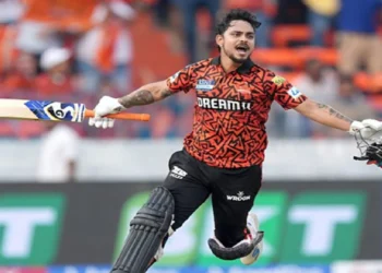 IPL 2026 RCB vs SRH: आज मैदान पर उतरते ही इतिहास रच देंगे Ishan Kishan, ऐसा करने वाले बनेंगे पहले भारतीय