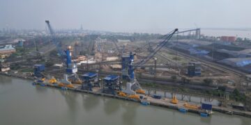 पीएम मोदी ने APSEZ के हल्दिया टर्मिनल का किया उद्घाटन, ऑटोमेटेड ड्राई बल्क सुविधा से बदलेगी उद्योगों की दिशा