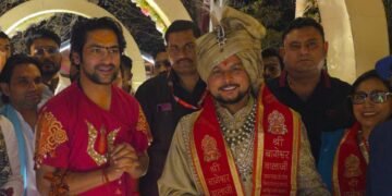 दूल्हा बने कुलदीप ने पैर छूकर लिया बाबा बागेश्वर का आशीर्वाद, 8 वीडियो में देखें शादी के खास पल