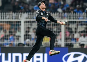 India vs NZ T20 Final: कप्तान Santner का बड़ा बयान- घरेलू मैदान पर दबाव में होगी Team India