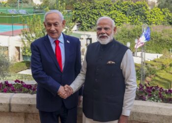 PM मोदी ने की बेंजामिन नेतन्याहू से फोन पर बातचीत, बोले- ‘शत्रुता की शीघ्र समाप्ति की जरूरत’