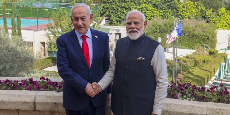 PM मोदी ने की बेंजामिन नेतन्याहू से फोन पर बातचीत, बोले- ‘शत्रुता की शीघ्र समाप्ति की जरूरत’