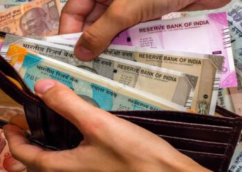 Canara Bank की 555 दिनों की स्पेशल FD में ₹5 लाख जमा करेंगे तो मेच्योरिटी पर कितना मिलेगा फिक्स रिटर्न, समझें गुना-भाग