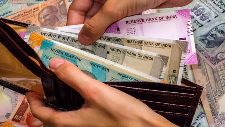 Canara Bank की 555 दिनों की स्पेशल FD में ₹5 लाख जमा करेंगे तो मेच्योरिटी पर कितना मिलेगा फिक्स रिटर्न, समझें गुना-भाग