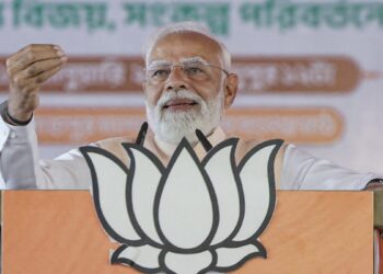 LIVE: कोच्चि में पीएम मोदी का बड़ा ऐलान, बोले- “खत्म हुआ लंबा इंतजार, केरलम नाम की मुराद हुई पूरी”