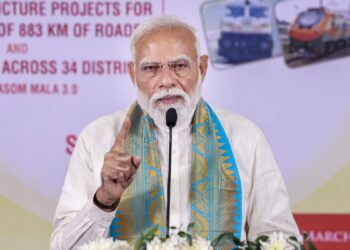 PM Modi Assam-West Bengal Visit LIVE: PM मोदी आज असम-पश्चिम बंगाल को देंगे 40 हजार करोड़ की सौगात, करेंगे शिलांग-सिलचर कॉरिडोर का भूमि पूजन