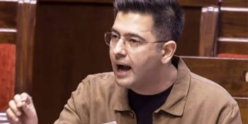 राघव चड्ढा ने संसद में उठाया मोबाइल रिचार्ज का मुद्दा, 12 महीने में 13 बार रिचार्ज क्यों? OTP, इनकमिंग कॉल भी नहीं आते