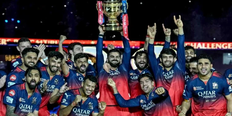 IPL 2026 RCB Full Schedule:  चिन्नास्वामी में खेला जाएगा आरसीबी का पहला मुकाबला, देखें रॉयल चैलेंजर्स बेंगलुरु का पूरा शेड्यूल