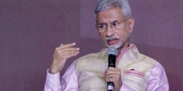 India shelters IRIS Lavan, IRIS Lavan News, S Jaishankar Iran warship Kochi भारत ने ईरान के युद्धपोत IRIS लावन को क्यों दी शरण? विदेश मंत्री जयशंकर ने बताई पूरी बात