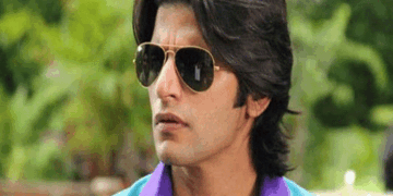 करणवीर बोहरा के पिता और प्रोड्यूसर महेंद्र बोहरा का निधन:एक्टर ने इंस्टाग्राम पर दी जानकारी; तेजा, टक्कर जैसी फिल्में प्रोड्यूस की थीं