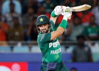 Sahibzada Farhan का तूफानी शतक भी गया बेकार, जीत के बाद भी T20 World Cup से बाहर हुआ Pakistan