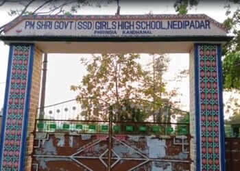 9वीं की छात्रा बनी मां, महीनों हॉस्टल में रही, रोज क्लास भी गई पर किसी ने ध्यान नहीं दिया, अब जांच शुरू