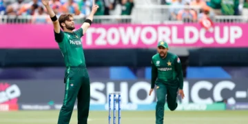 क्या खत्म हो गया Babar Azam का वनडे करियर? Pakistan Cricket Team कप्तान Shaheen Afridi ने तोड़ी चुप्पी