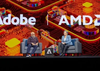 Tech World में बड़ी हलचल, Adobe के CEO शांतनु नारायण का इस्तीफा, अब कौन संभालेगा कंपनी की कमान?