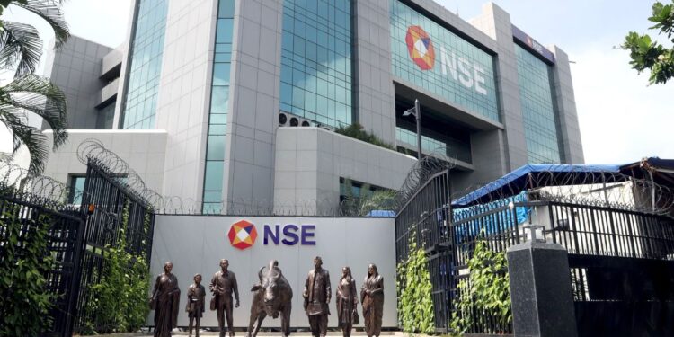 Holi Stock Market Holiday: शेयर बाजार में 3 मार्च को रहेगी होली की छुट्टी, 4 मार्च को खुलेंगे बाजार