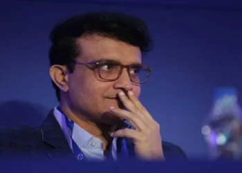BCCI के समर्थन में उतरे सौरव गांगुली, कहा-  पारंपरिक केंद्र ही नहीं हर जगह खेले जायें टेस्ट